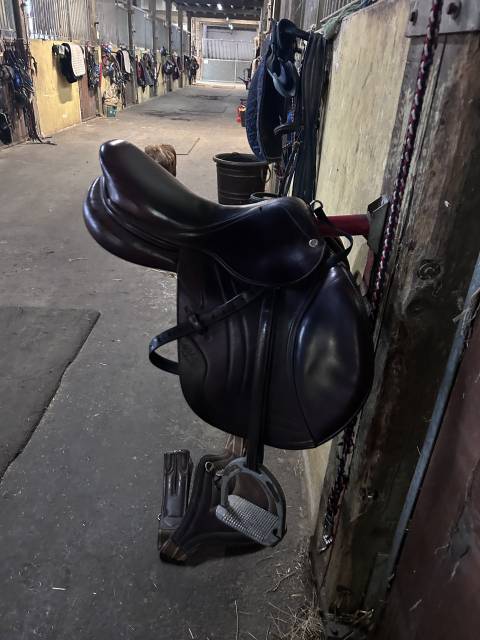 À vendre Selle 16,5 CWD
