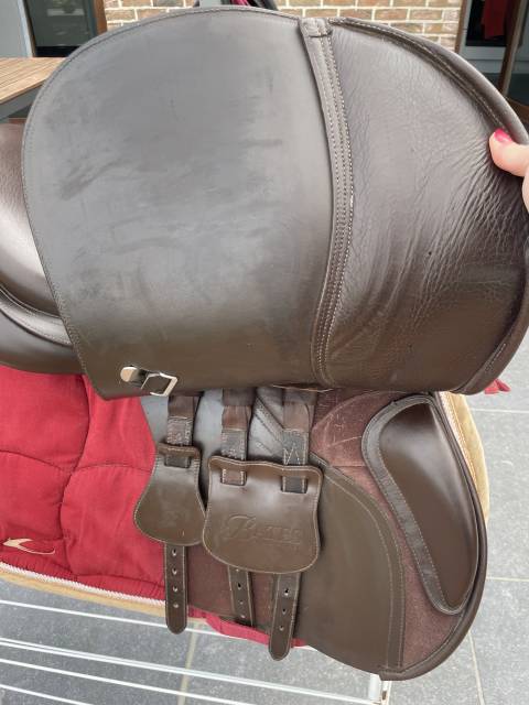 Selle Bates mixte 17,5