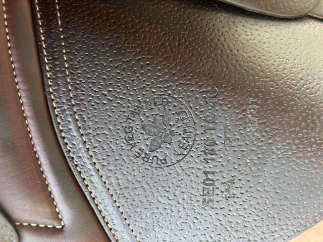 SELLE JUMPING CWD 18 POUCES