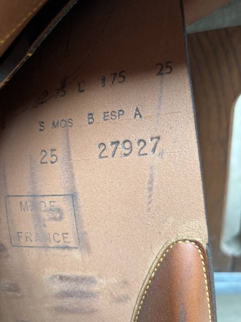 Selle semi plate 17,5 Butet début 2025