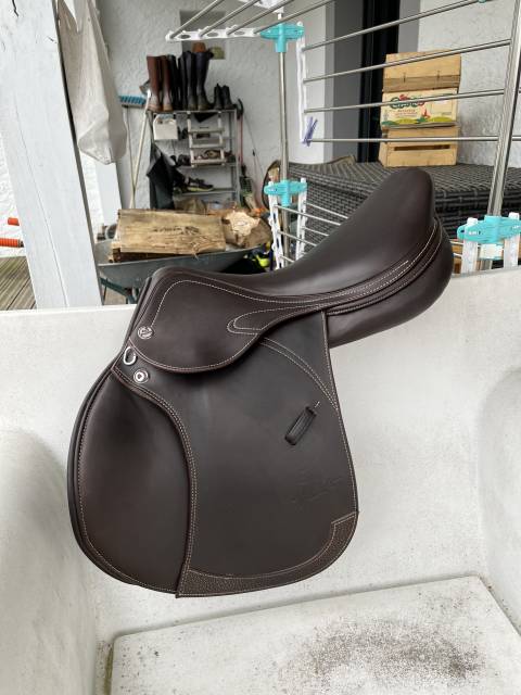 Selle prestige quasi neuve 18 mixte