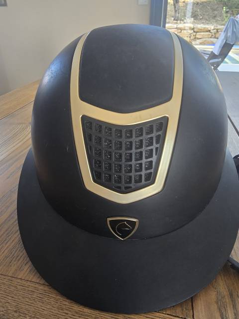 Vente bombe équithème Noire/ Gold