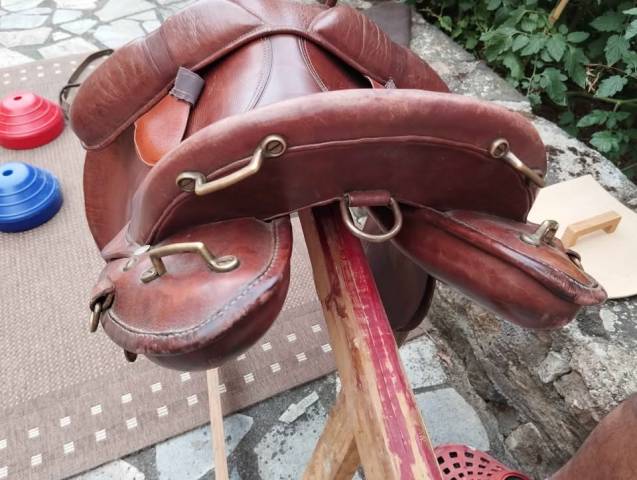 Selle Trec Forestier randonnée avec accessoires 18'