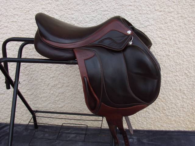 Vends selle Chiberta Devoucoux 18'