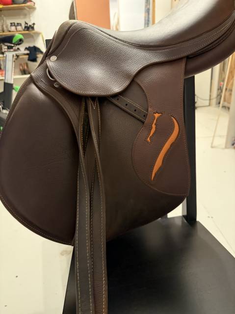 Selle obstacle Antarès 17 pouces