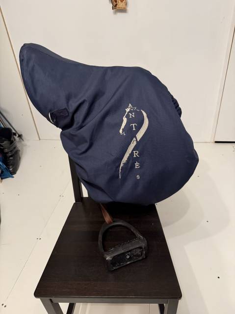 Selle obstacle Antarès 17 pouces