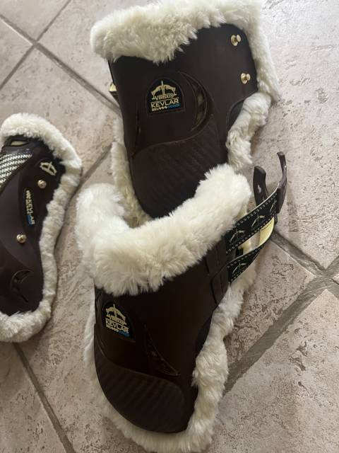 Lot guêtre et protège boulet Veredus kevlar gel vento  