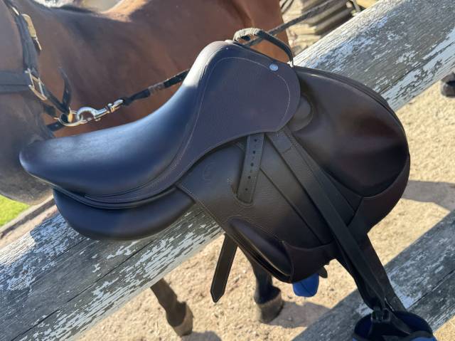 Selle Devoucoux chilberta K 16,5