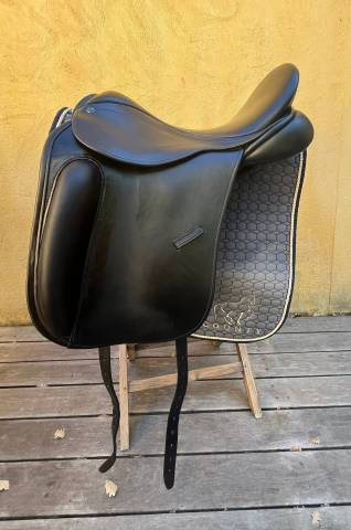 Selle de dressage County Perfection 17´´