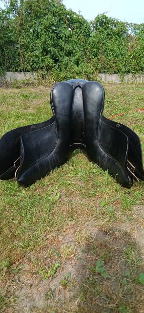 Selle de dressage jc