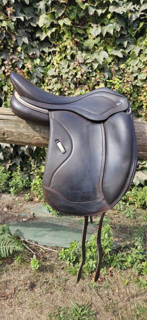 Selle de Dressage "light" monoquartier 
