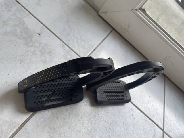 Étrier Acavallo taille junior 