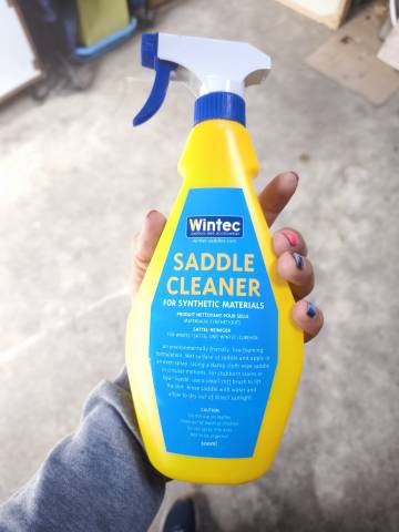 Selle dressage pro Isabel Werth+ tous les accessoires 