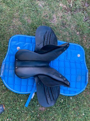 Selle enfant obstacle Michael Whittaker – 15 pouces