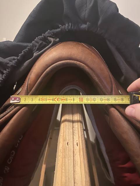 Selle d&rsquo;obstacle Antar&egrave;s Alta&iuml;r 17,5 pouces