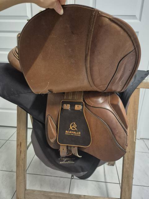 Selle acavallo 17 pouces