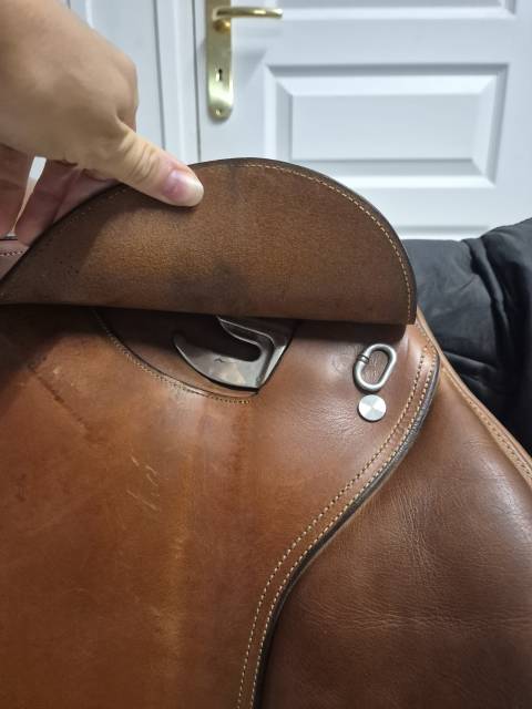 Selle acavallo 17 pouces