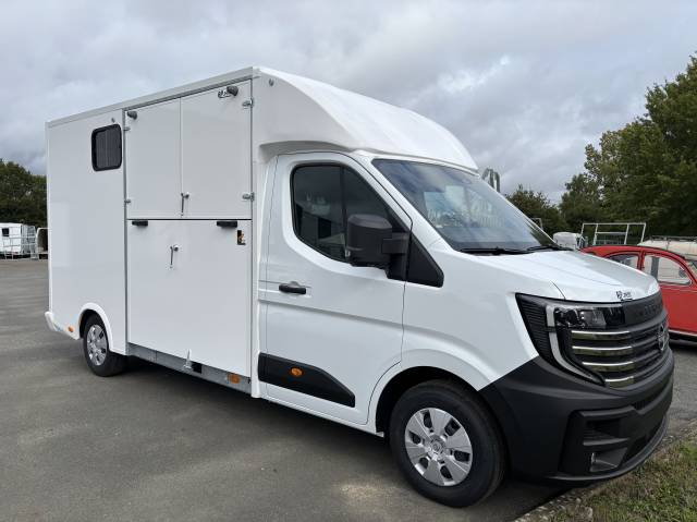 Camion chevaux 2 places garantie 5 ans 