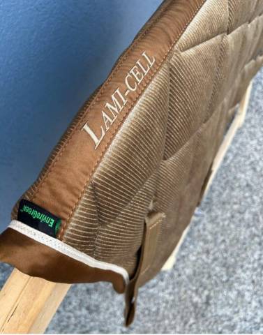 Tapis de selle Lamicell Velours taupe 