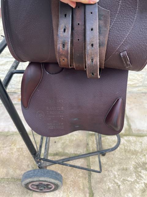 Selle devoucoux double veau 16,5