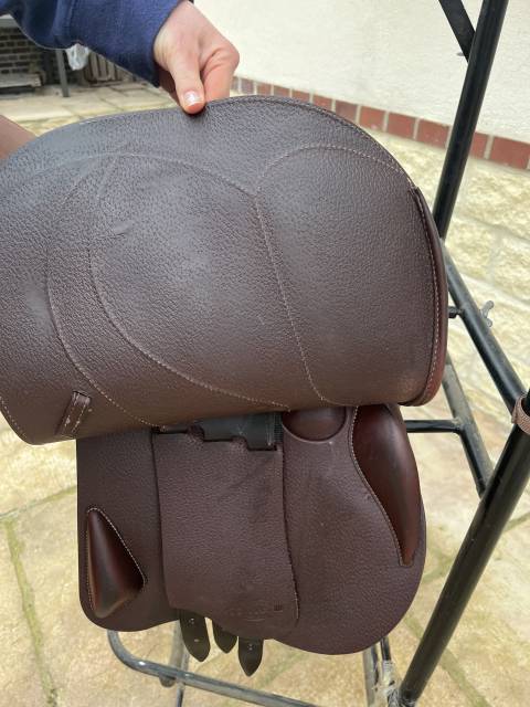 Selle devoucoux double veau 16,5