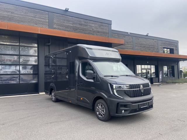 AKX RENAULT MASTER - STALLE 5