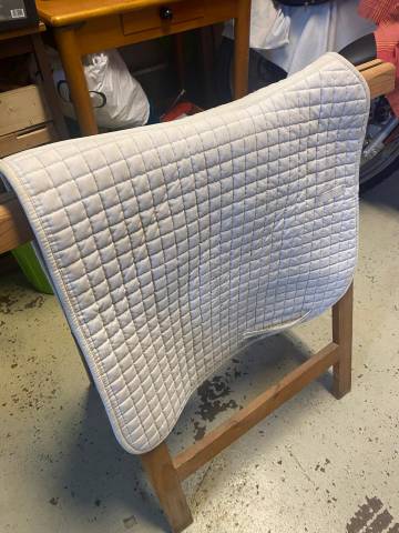 Lot de tapis de selle 