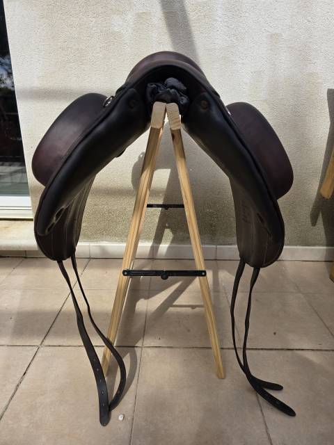 Selle Dressage Aachen Forestier 17 pouces 2022