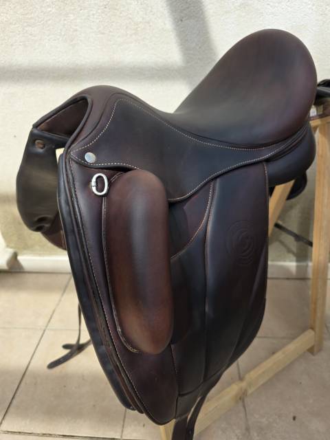 Selle Dressage Aachen Forestier 17 pouces 2022