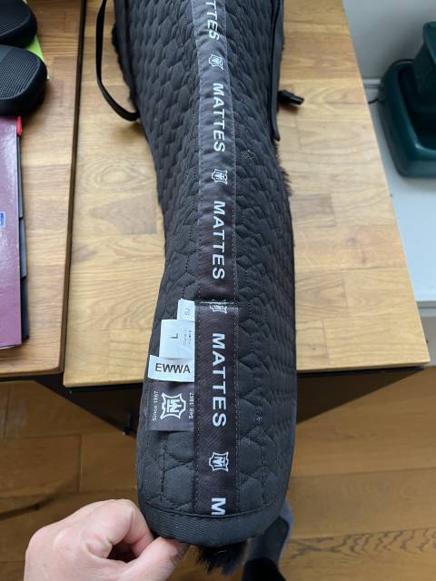 Amortisseur Mattes noir coton + mouton noir taille L