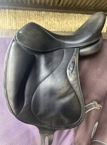 Selle dressage belloir