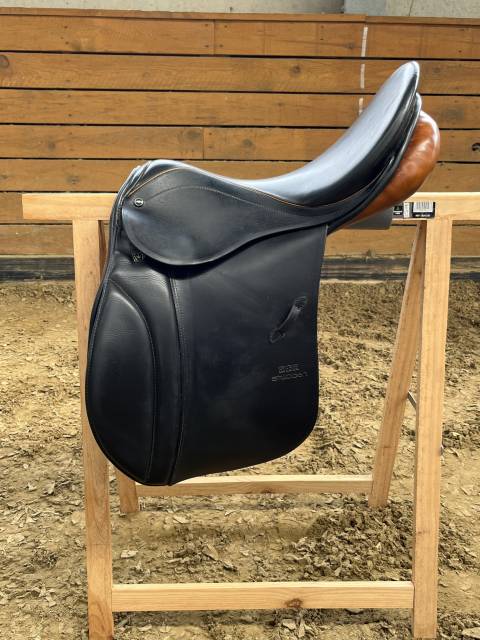 Selle STUBBEN état neuf à vendre