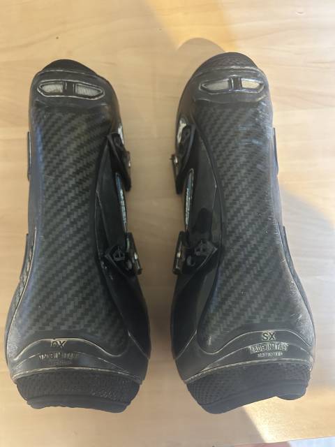 Vends guêtres et protège boulet Veredus Carbo gel