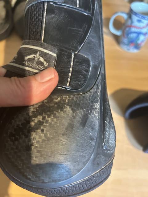 Vends guêtres et protège boulet Veredus Carbo gel