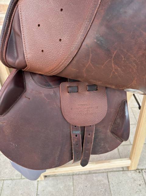 Selle MEYER Taile : 17,5