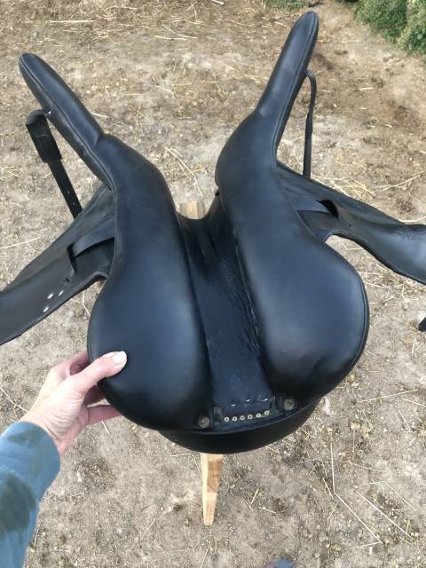 Selle dressage 