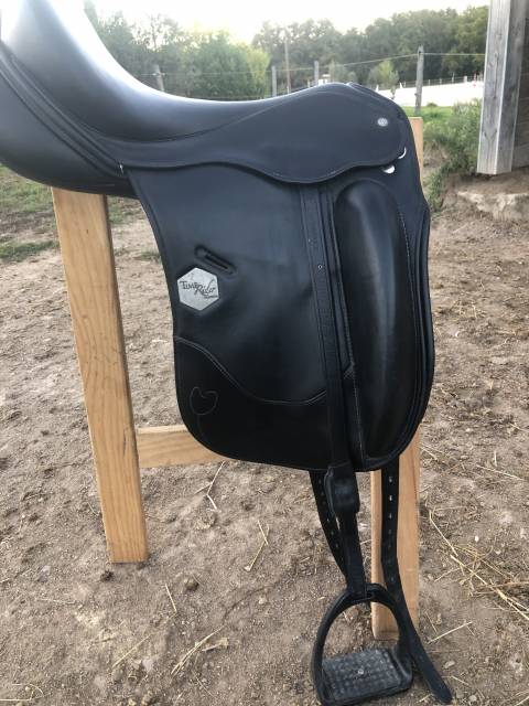 Selle dressage 