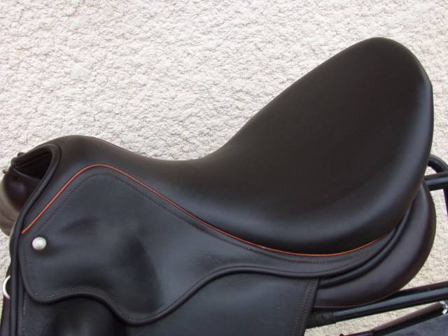 Selle Dressage Childeric DNL 17'5