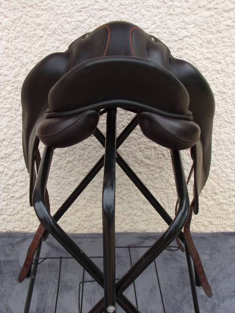 Selle Dressage Childeric DNL 17'5