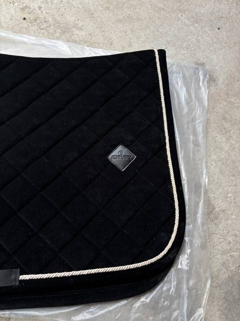 Tapis Kentucky neuf avec étiquette 