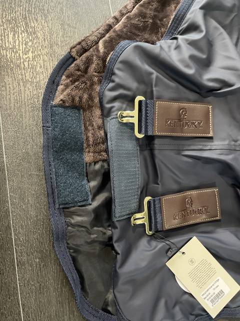 Couverture imperm&eacute;able Kentucky 150g taille 125