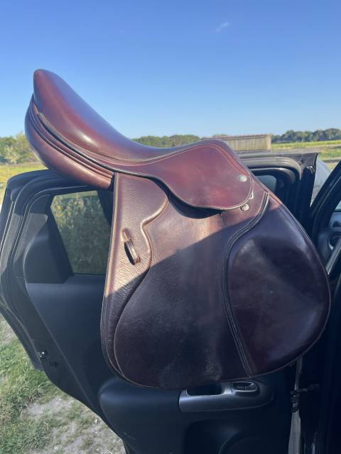 SELLE CSO DE LA MARQUE EQUIPE
