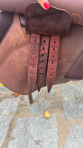 Selle Hermès 17 pouces XAL – cuir chocolat  