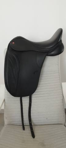 Selle dressage T8 Haut Garrot Thorowgood 17.5