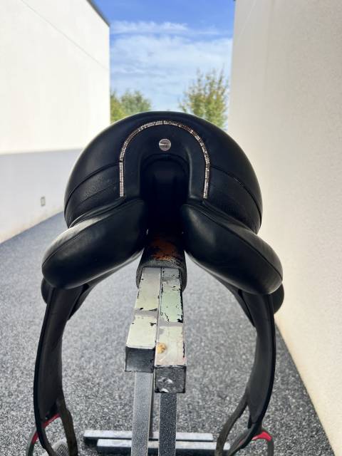 Selle de dressage Devoucoux 