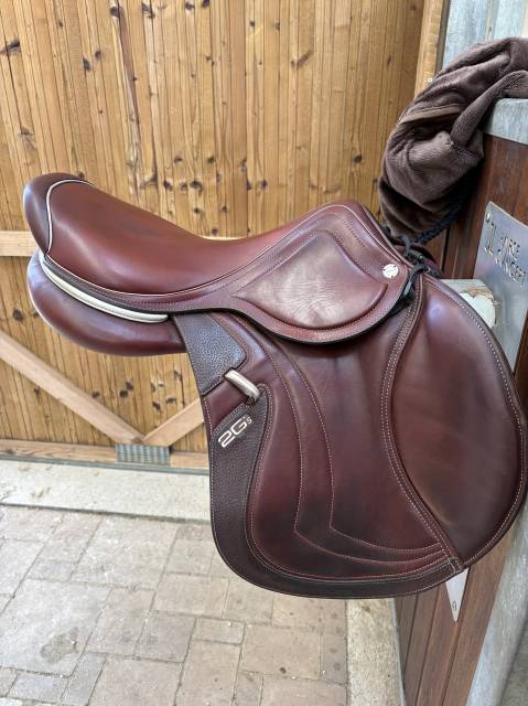 Selle CWD 2GS Mademoiselle 17,5
