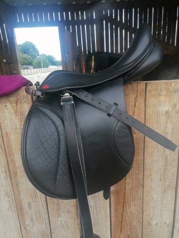 Selle kent and master serie S low 17.5 noire 