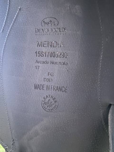 Selle de dressage Devoucoux 