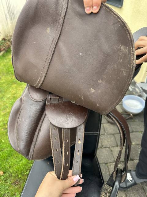 Selle dressage 18 pouces