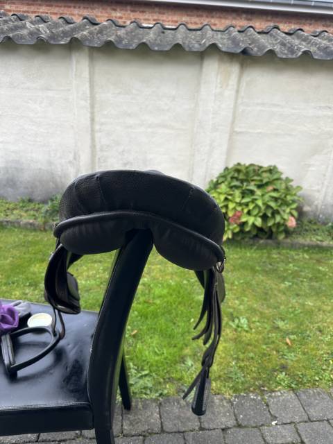 Selle dressage 18 pouces